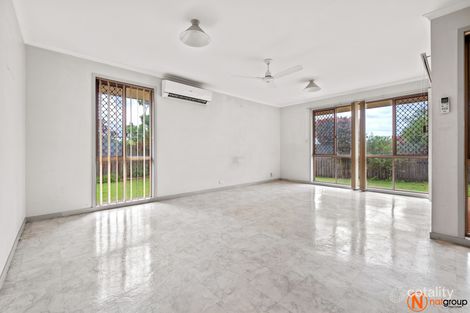 Property photo of 21 Itea Court Regents Park QLD 4118