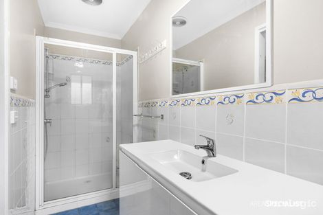 Property photo of 16 Roberts Avenue Hoppers Crossing VIC 3029