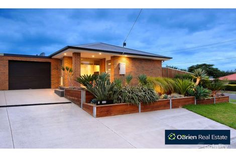 1/127 Warana Dr, Hampton Park, VIC 3976