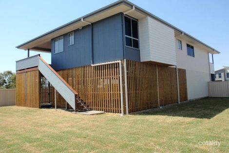 Property photo of 17 Ivers Place Emerald QLD 4720