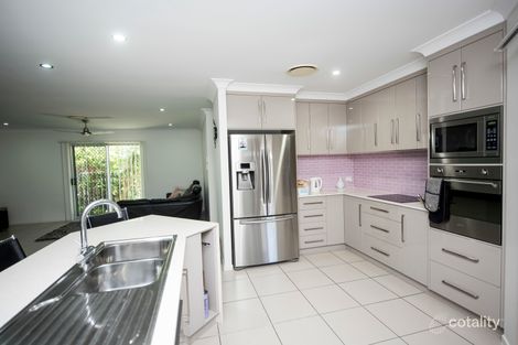 Property photo of 19 Dickens Avenue Ooralea QLD 4740