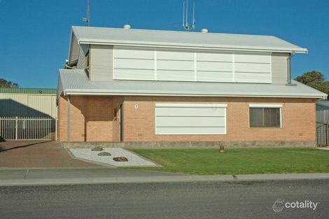 7 Edwardes Tce, Port Victoria, SA 5573