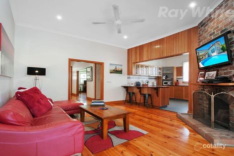 49 Yarra Rd, Croydon Hills, VIC 3136