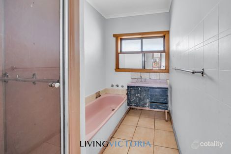 Property photo of 26 Camperdown Avenue Sunshine North VIC 3020