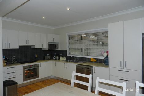 Property photo of 3 Florey Crescent Mount Pritchard NSW 2170