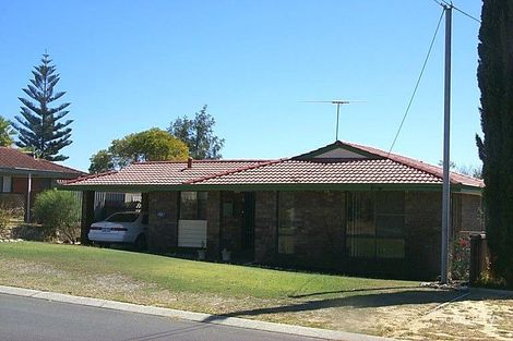 26 Allinga Cres, Craigie, WA 6025