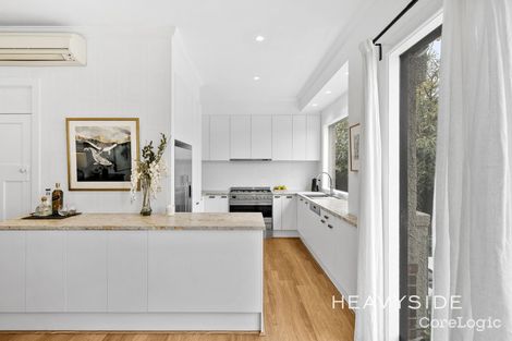Property photo of 2 Whyte Grove Mont Albert VIC 3127