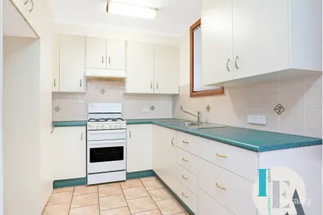 Property photo of 19 Kippax Street Warilla NSW 2528