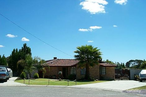 9 Fitzroy Ct, Gosnells, WA 6110