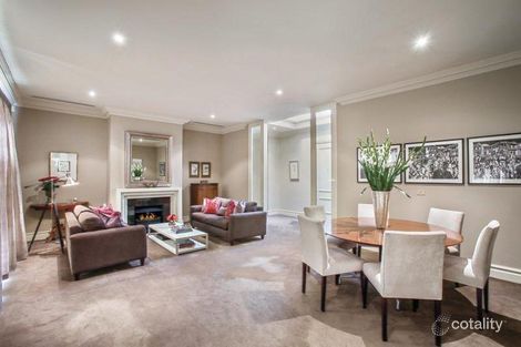 Property photo of 4/635 Orrong Road Toorak VIC 3142