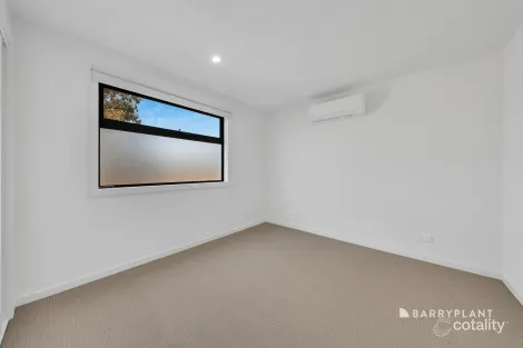 Property photo of 4/3 Furci Court South Morang VIC 3752