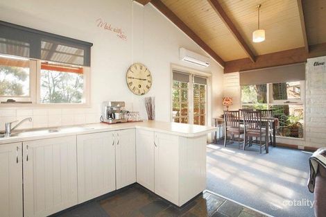 Property photo of 8 Summit Crescent Brown Hill VIC 3350