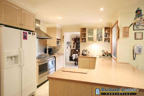 Property photo of 17 Buckmaster Crescent Dunlop ACT 2615