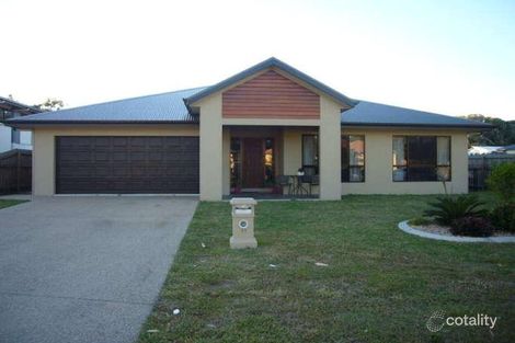 Property photo of 11 Turtle Place Blacks Beach QLD 4740