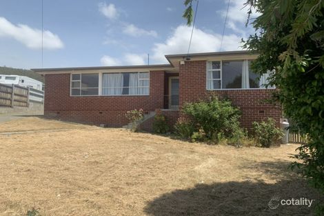 14 CARNEGIE ST, CLAREMONT, TAS 7011