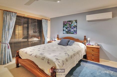 Property photo of 61 Greenways Esplanade Parkinson QLD 4115