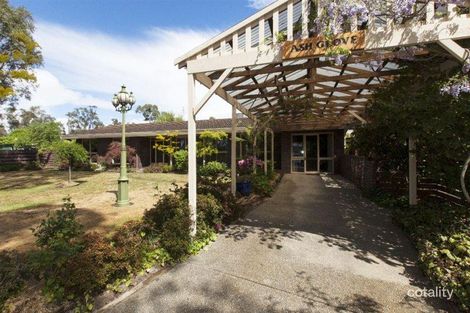 Property photo of 1 Ash Grove Ararat VIC 3377