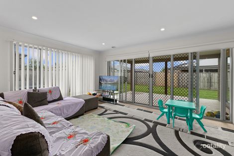Property photo of 4 Mitta Mitta Street Clyde North VIC 3978