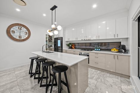 Property photo of 41 Arrowsmith Crescent Ormeau Hills QLD 4208