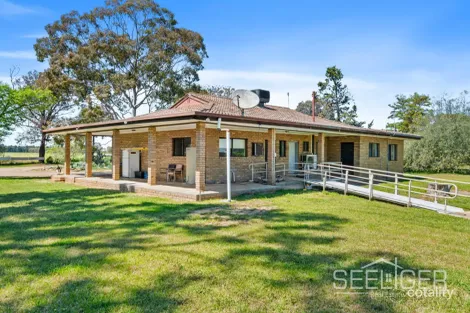 106 Rennie Rd, Ringwood, NSW 2646