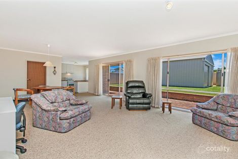 Property photo of 7 Norma Avenue Hamilton VIC 3300