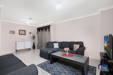 Property photo of 19 Lacy Place Mount Annan NSW 2567