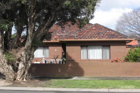 5 Alamo Rd, Reservoir, VIC 3073