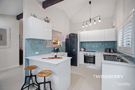 Property photo of 300 Tuggerawong Road Tuggerawong NSW 2259