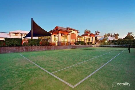 Property photo of 16 Augusta Crescent Mount Ommaney QLD 4074