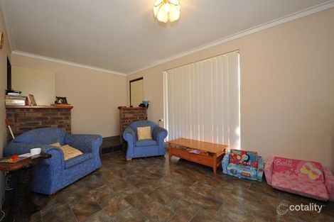 Property photo of 12 Monkton Way Warnbro WA 6169