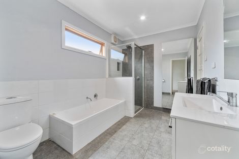 Property photo of 1/56 Summit Road Frankston VIC 3199