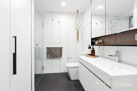 Property photo of 215/116 Balcombe Road Mentone VIC 3194