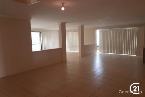 Property photo of 11 Mawson Grange Lakelands WA 6180