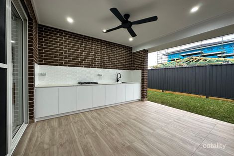 Property photo of 43 April Crescent Grantham Farm NSW 2765