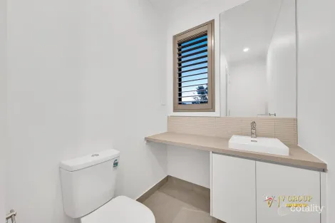 Property photo of 1 Gem Parade Wollert VIC 3750