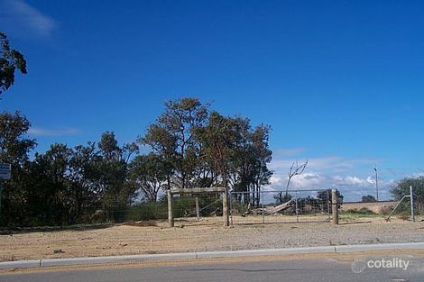 29 Cocos Dr, Bibra Lake, WA 6163