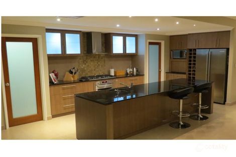 36 Whitehorse Dr, Harrisdale, WA 6112