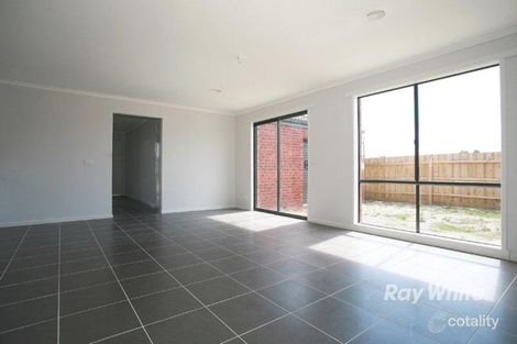 Property photo of 32 Wattle Way Longwarry VIC 3816