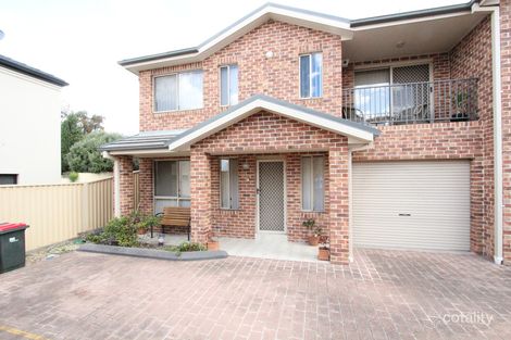 Property photo of 3/5-7 Streeton Place Casula NSW 2170