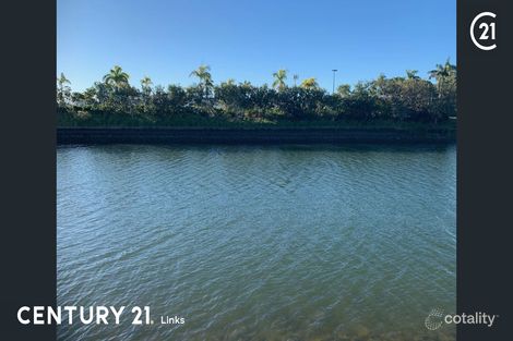 Property photo of 5040 Harbourview Drive Hope Island QLD 4212