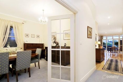 Property photo of 37 Currajong Road Hawthorn East VIC 3123