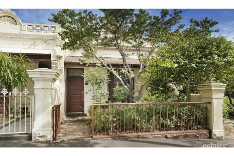 14 Wolseley Pde, Kensington, VIC 3031