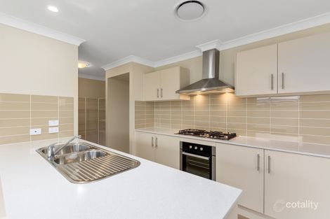 Property photo of 8 Crystal Avenue Horsley NSW 2530