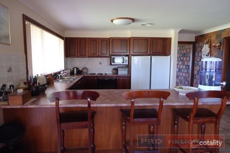 Property photo of 44 Hargreaves Close Lacmalac NSW 2720