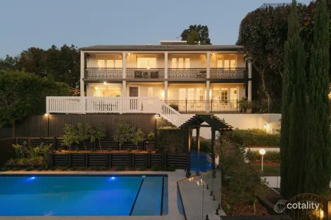 11 LYNELL ST, HAMILTON, QLD 4007
