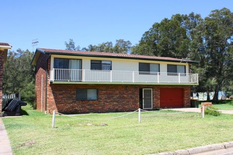 Property photo of 21 Manyana Drive Manyana NSW 2539