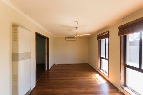 Property photo of 2/5 View Street Reservoir VIC 3073