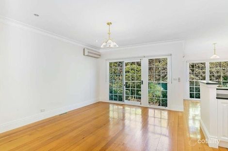 Property photo of 2/140 Through Road Camberwell VIC 3124
