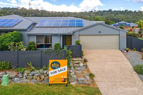 Property photo of 26 Faraday Crescent Pacific Pines QLD 4211