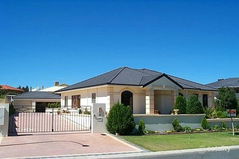 16 Clareville Cres, Kallaroo, WA 6025